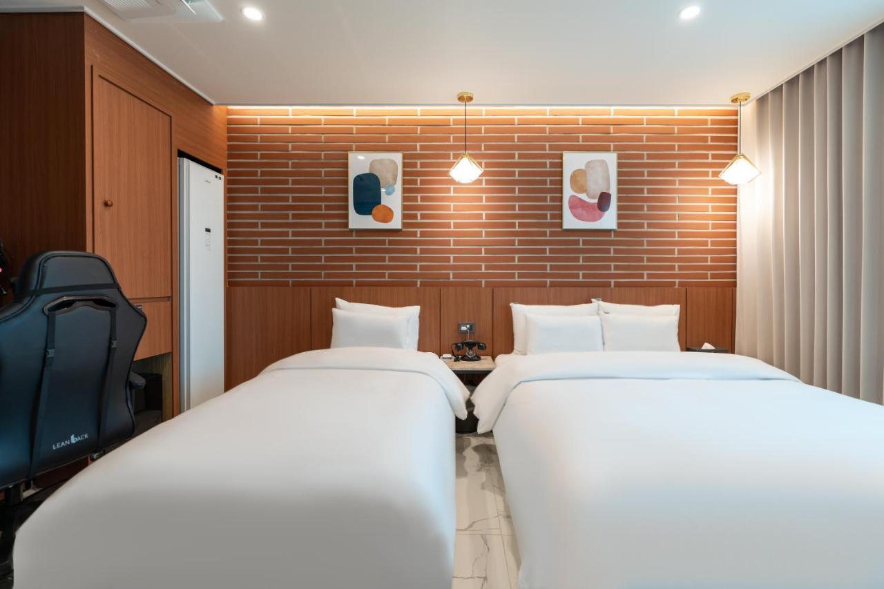 Jecheon Hound Hotel Chech'ŏn Exterior foto
